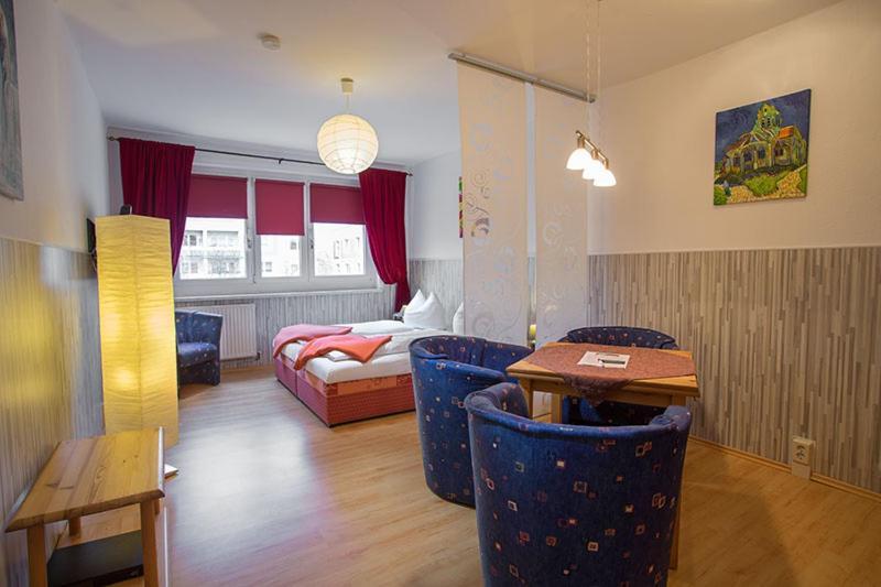 H&H Apartments Im Herzen Der Stadt Teilweise Mit Balkon Ruhig Zentral Modern Mit Kueche 格赖夫斯瓦尔德 外观 照片