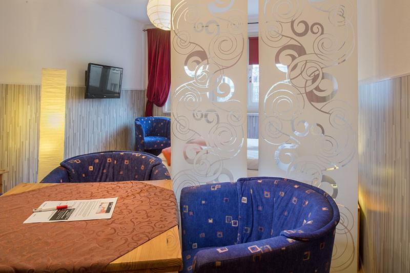 H&H Apartments Im Herzen Der Stadt Teilweise Mit Balkon Ruhig Zentral Modern Mit Kueche 格赖夫斯瓦尔德 外观 照片